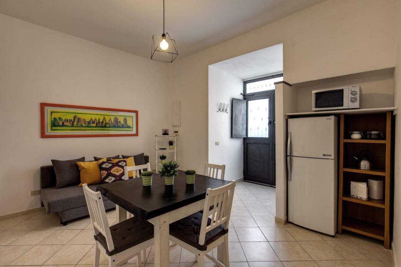 Janara Apartment เนเปิลส์ ภายนอก รูปภาพ